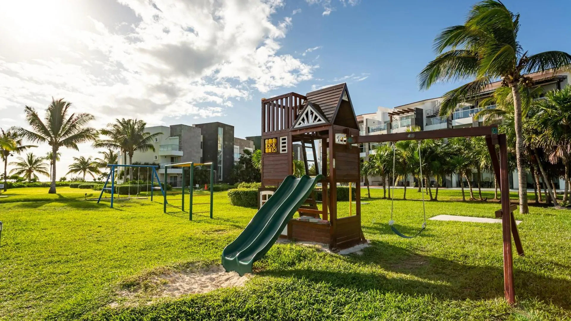 Апартаменты Mareazul Casa Quetzal Sur Apts Плая-дель-Кармен